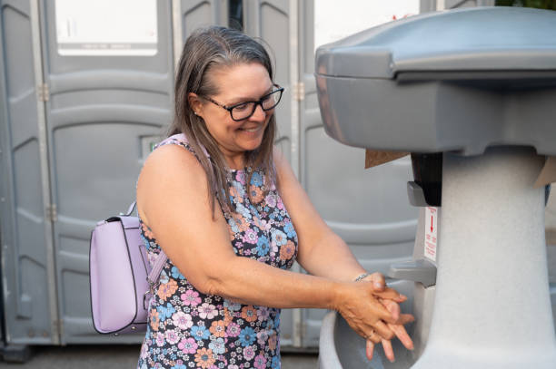 Portable Toilet Options We Offer in Haubstadt, IN